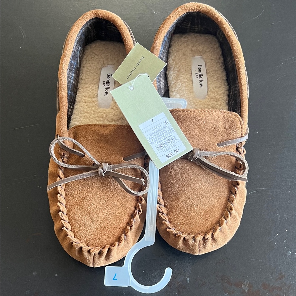 Men’s Tan Moccasins